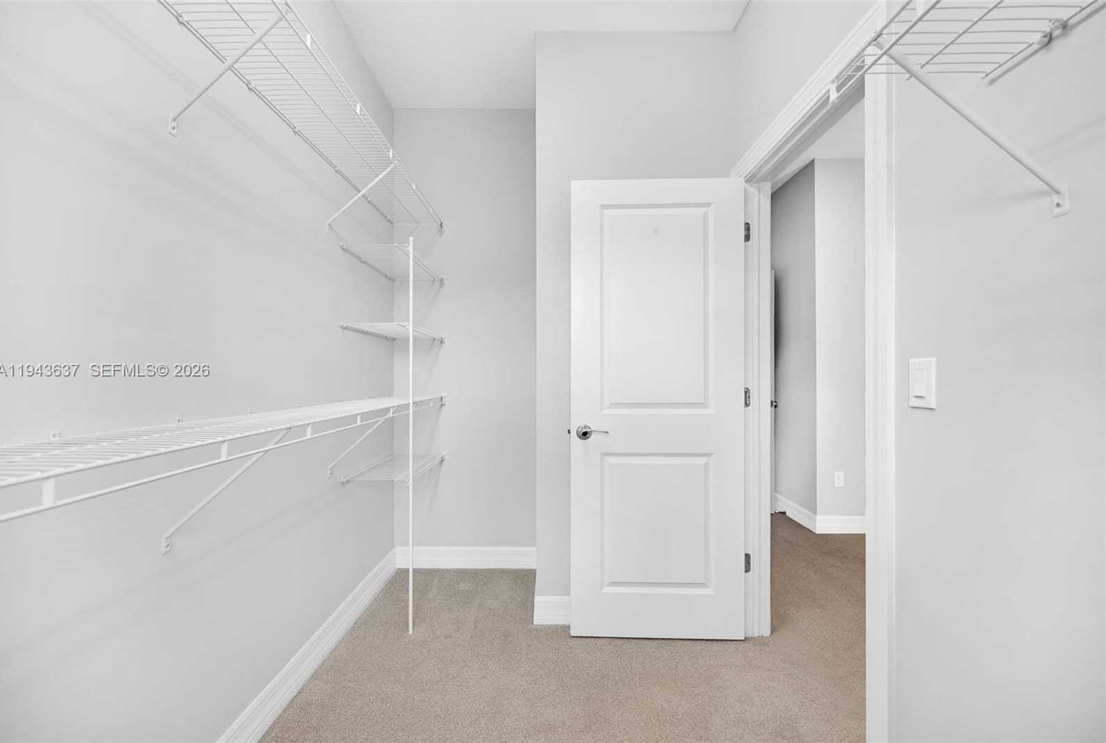 Small Image of 964 BANYAN DR, Hollywood Number 33