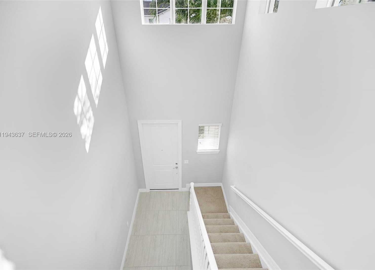 Small Image of 964 BANYAN DR, Hollywood Number 45