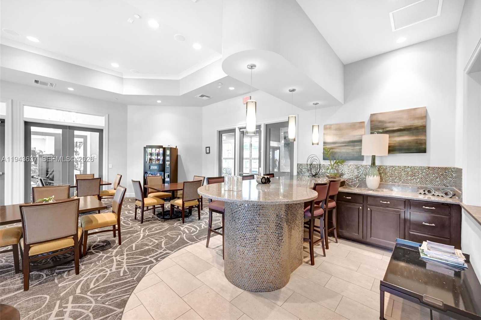 Small Image of 964 BANYAN DR, Hollywood Number 56