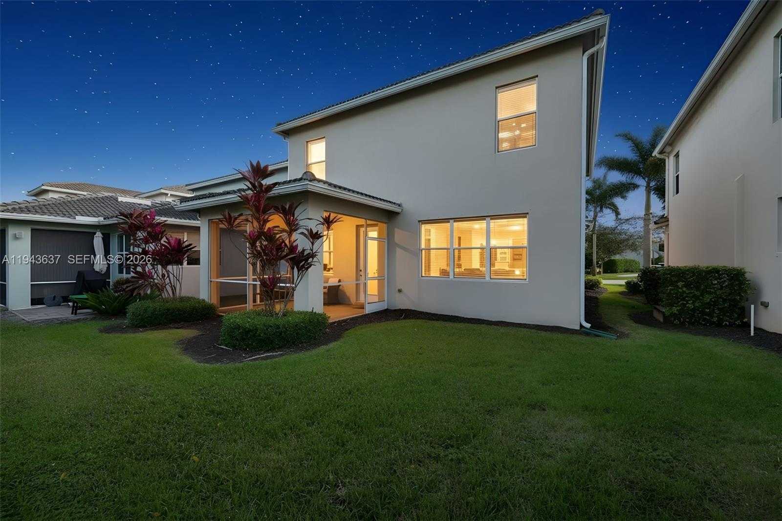 Small Image of 964 BANYAN DR, Hollywood Number 62