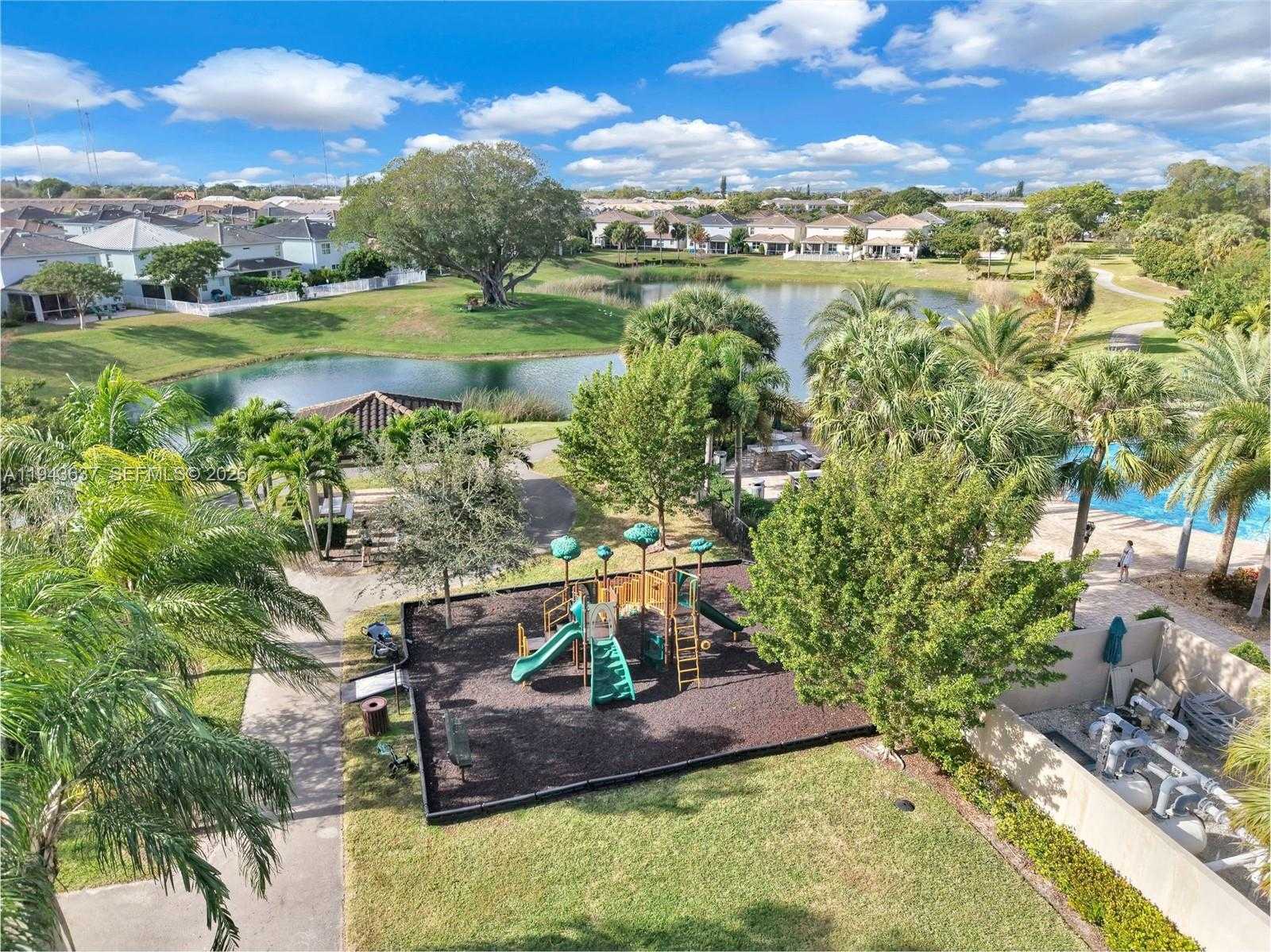 Small Image of 964 BANYAN DR, Hollywood Number 66