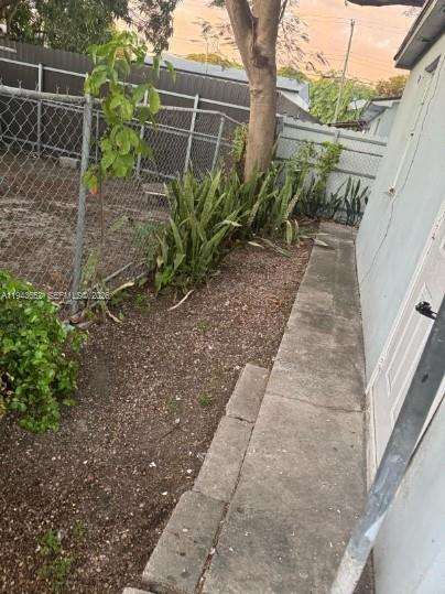 Small Image of 1221 NORTH WEST 42ND ST #1223, Miami Number 7