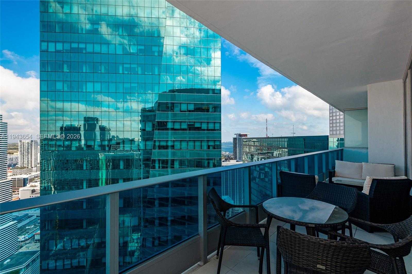 Small Image of 200 BISCAYNE BOULEVARD WAY #5109, Miami Number 29