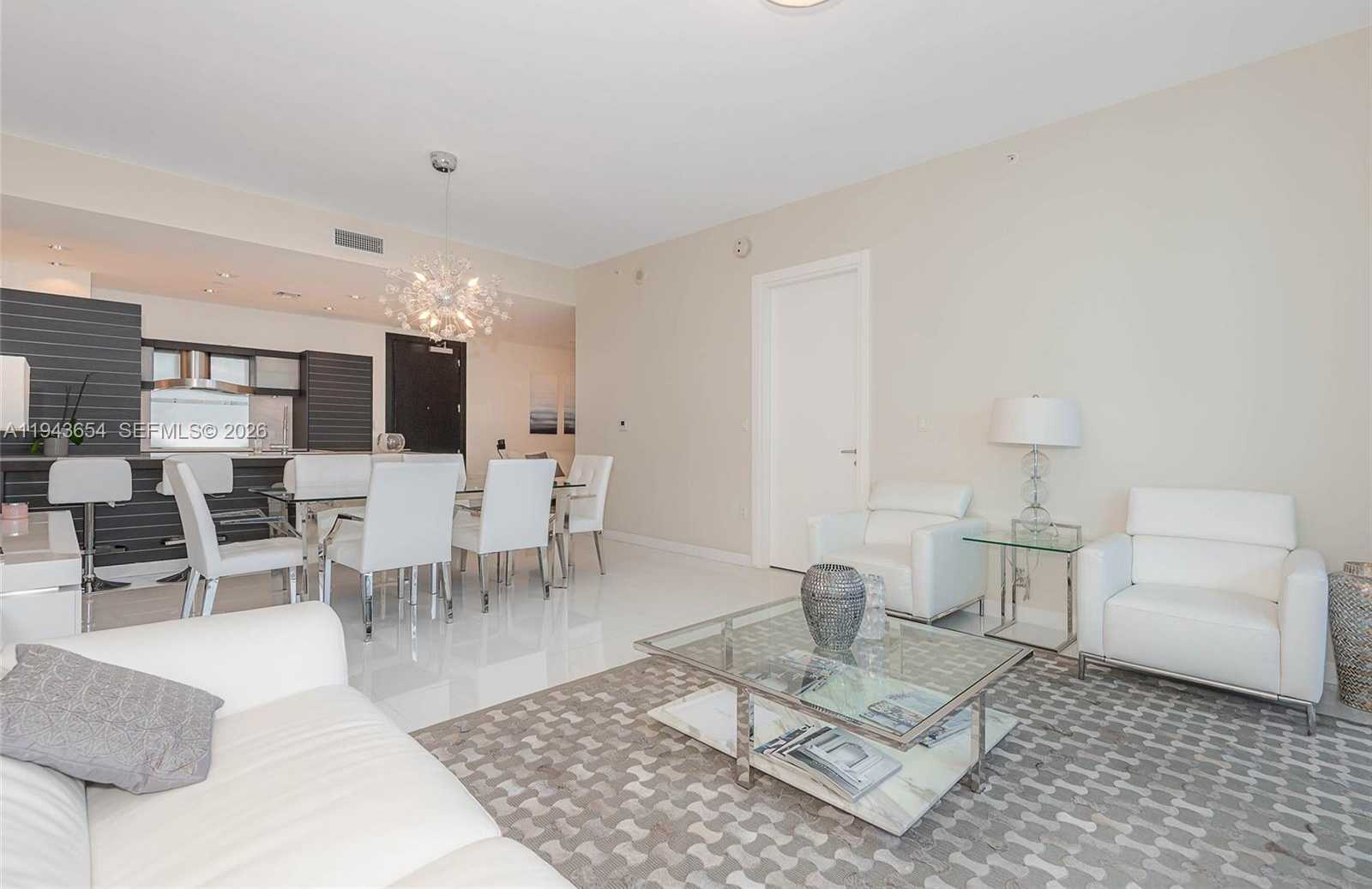 Small Image of 200 BISCAYNE BOULEVARD WAY #5109, Miami Number 7