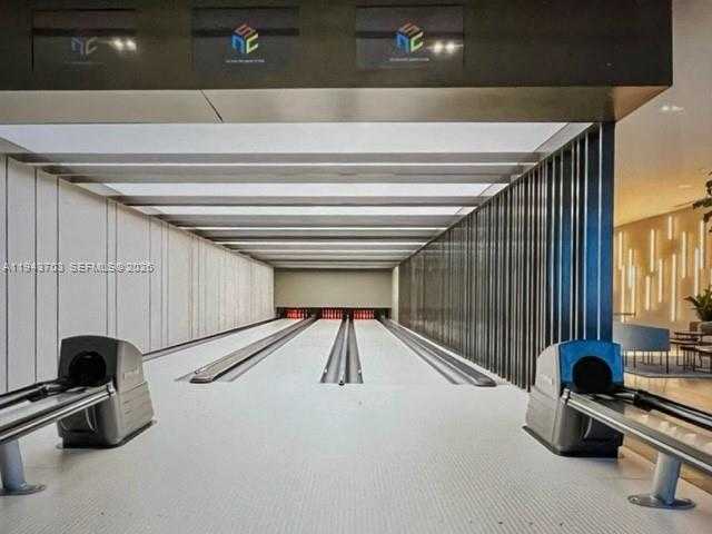 Small Image of Miami Number 24