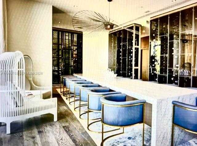 Small Image of Miami Number 30