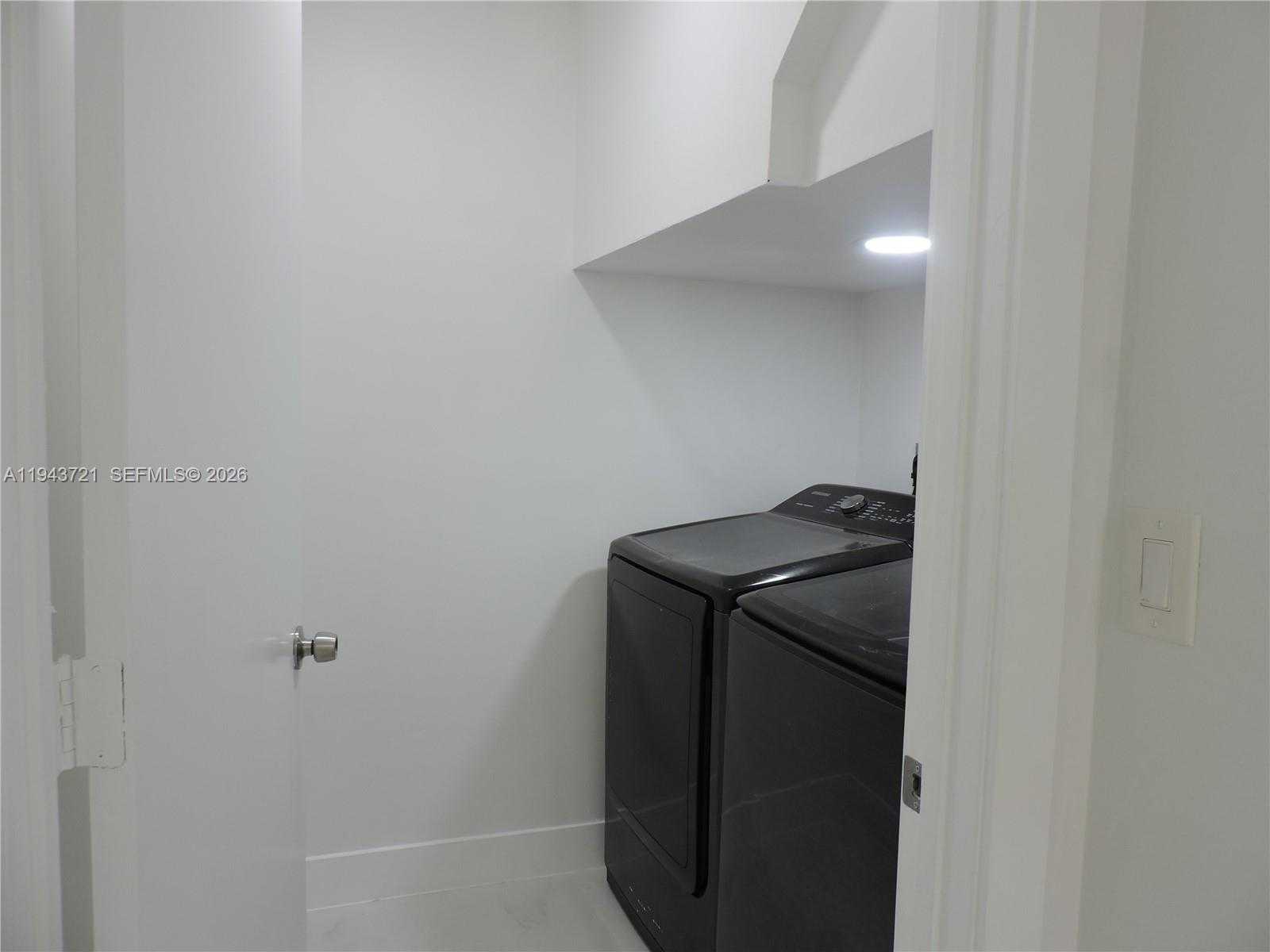 Small Image of 17975 SOUTH WEST 140TH CT #17975, Miami Number 15