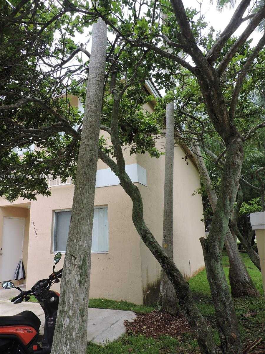 Small Image of 17975 SOUTH WEST 140TH CT #17975, Miami Number 2