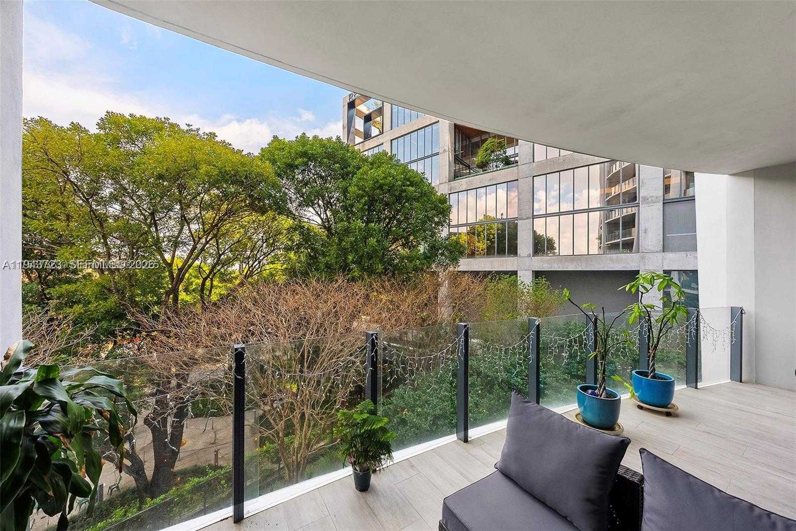 Small Image of 2831 SOUTH BAYSHORE DR #506, Miami Number 14