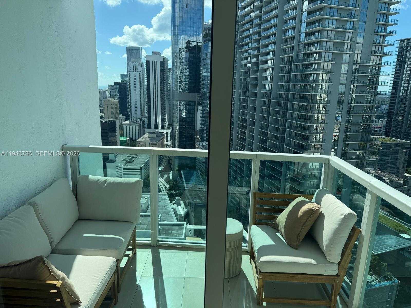 Small Image of 41 SOUTH EAST 5TH ST #2010, Miami Number 10