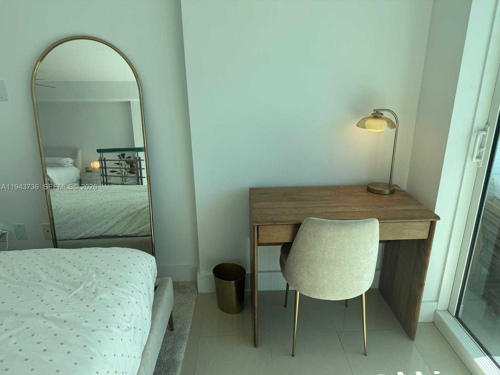 Small Image of 41 SOUTH EAST 5TH ST #2010, Miami Number 12