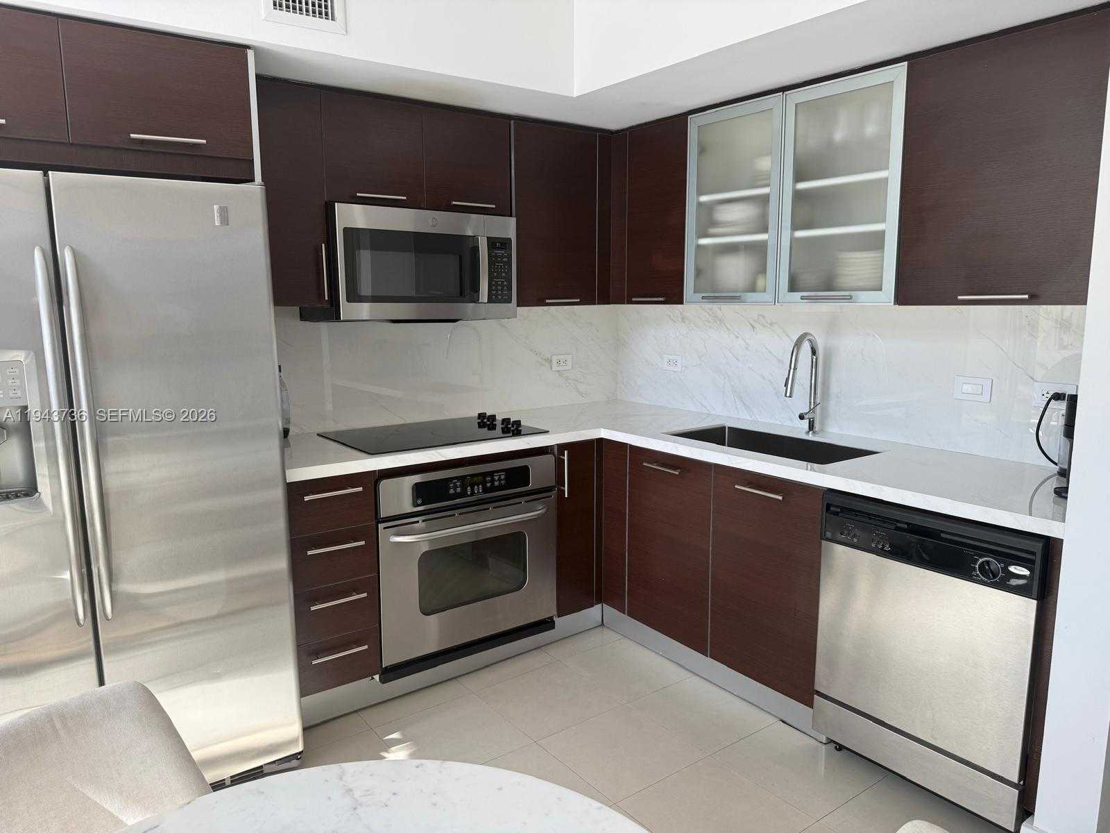 Small Image of 41 SOUTH EAST 5TH ST #2010, Miami Number 33