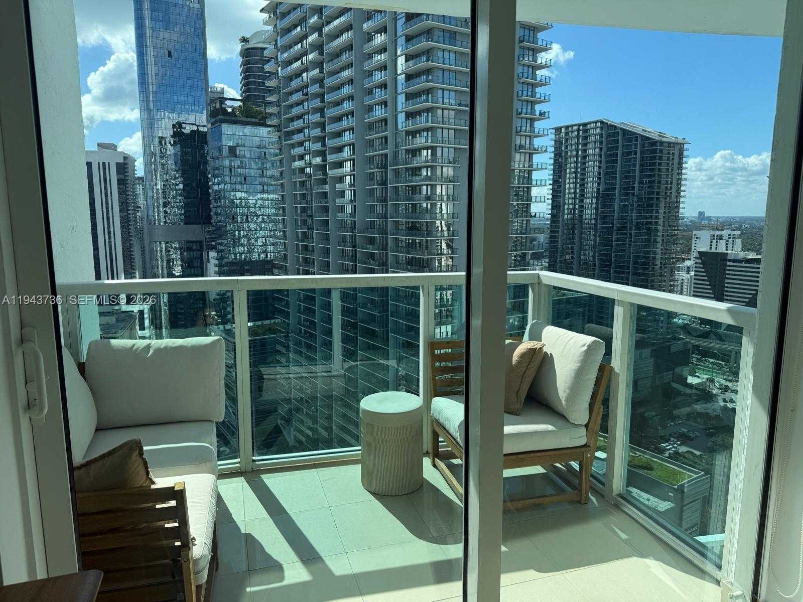 Small Image of 41 SOUTH EAST 5TH ST #2010, Miami Number 9