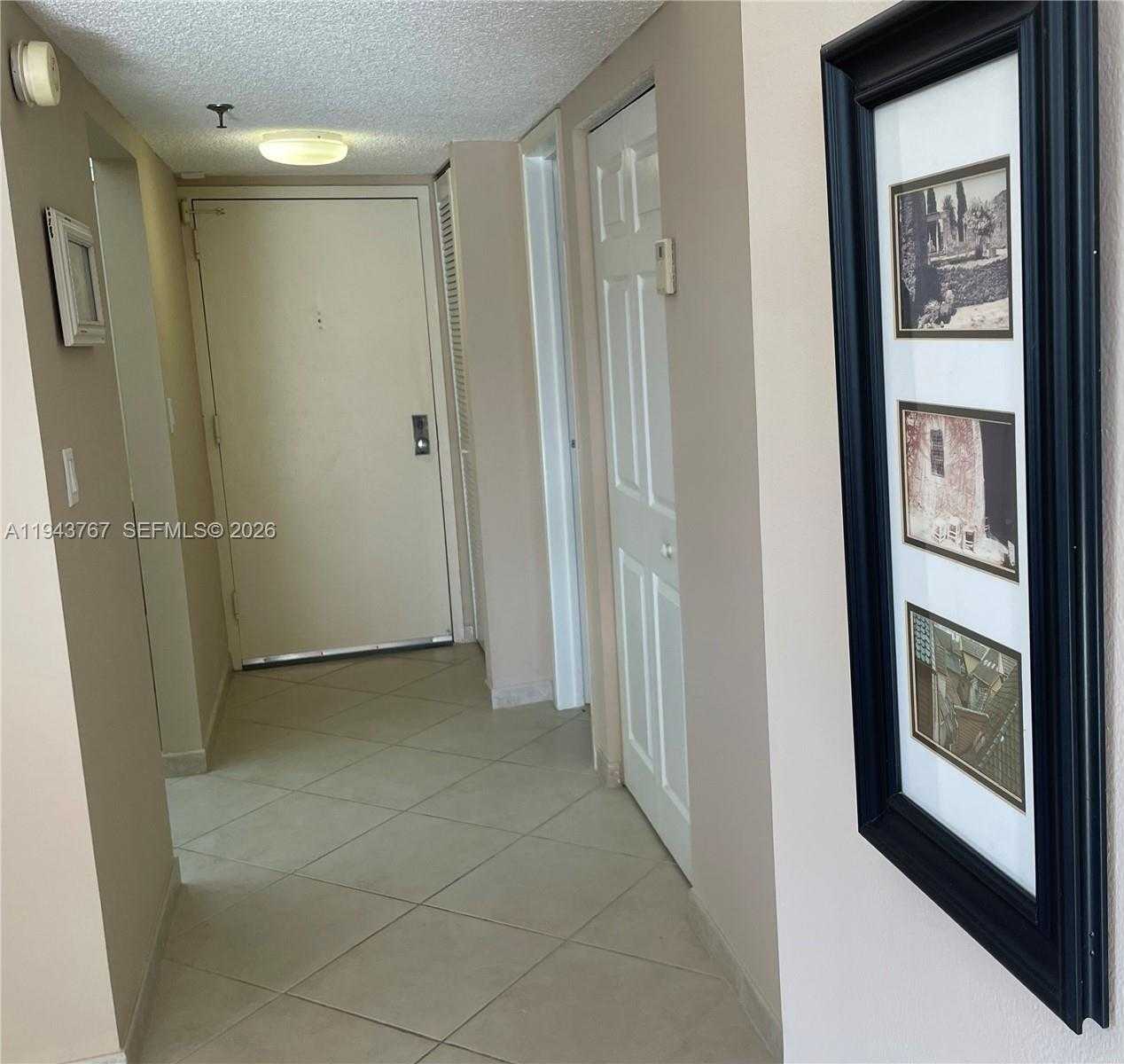 Small Image of 2625 COLLINS AVE #301, Miami Beach Number 29