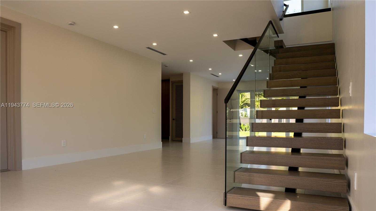 Small Image of 7310 SOUTH WEST 63RD CT #1, South Miami Number 12