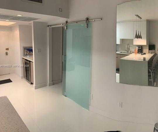 Small Image of 100 LINCOLN RD #1535, Miami Beach Number 3