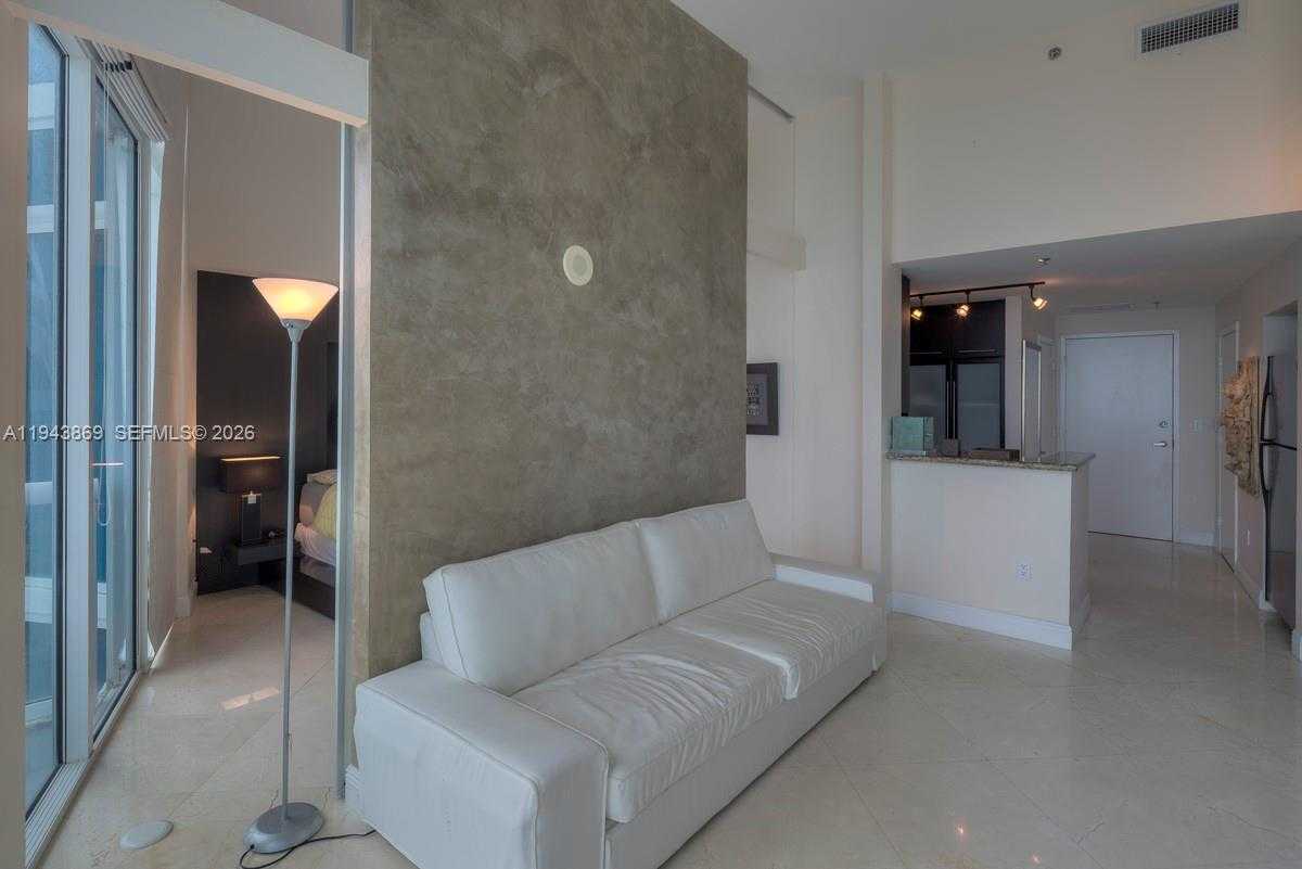 Small Image of 6515 COLLINS AVE #1804, Miami Beach Number 11
