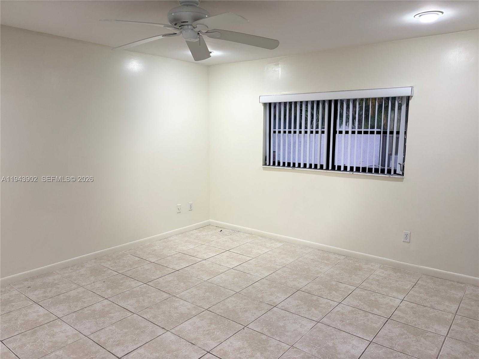 Small Image of 8589 SOUTH WEST 115 PL, Miami Number 10