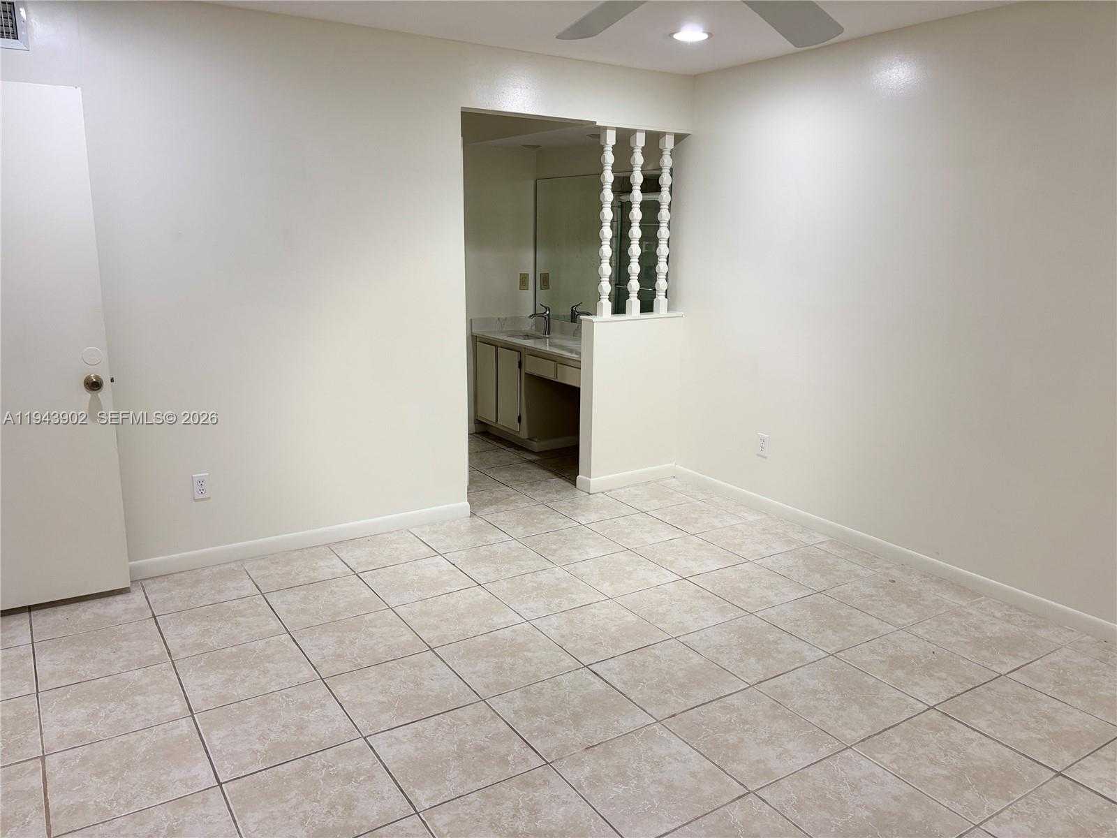 Small Image of 8589 SOUTH WEST 115 PL, Miami Number 17