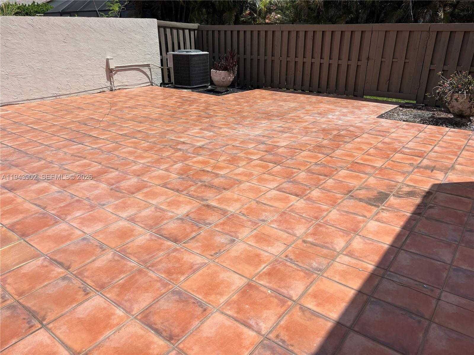 Small Image of 8589 SOUTH WEST 115 PL, Miami Number 22