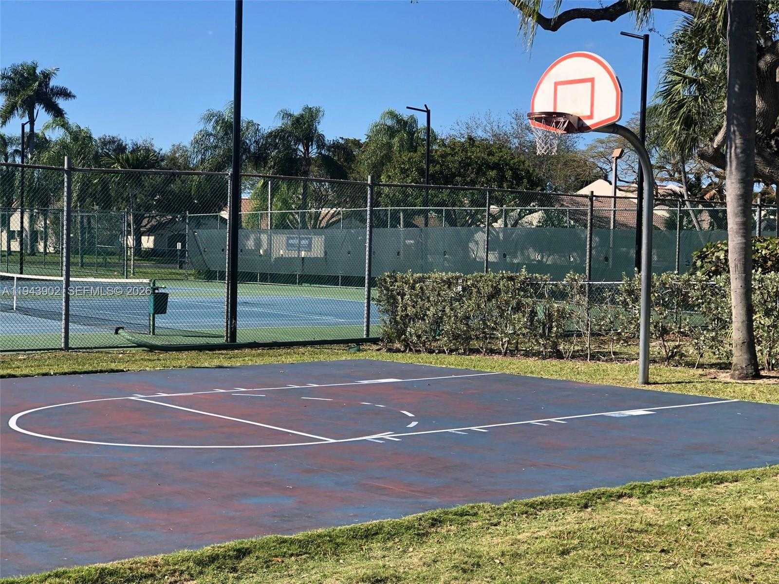 Small Image of 8589 SOUTH WEST 115 PL, Miami Number 26