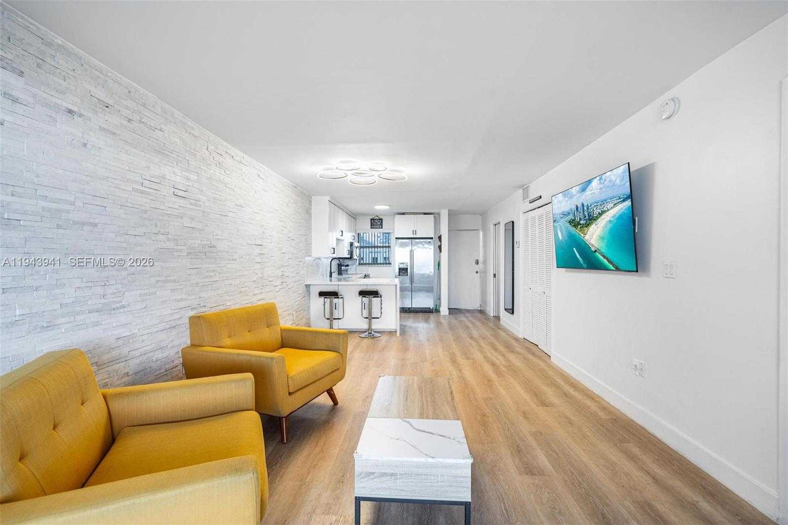 Small Image of 1331 LINCOLN RD #1403, Miami Beach Number 2