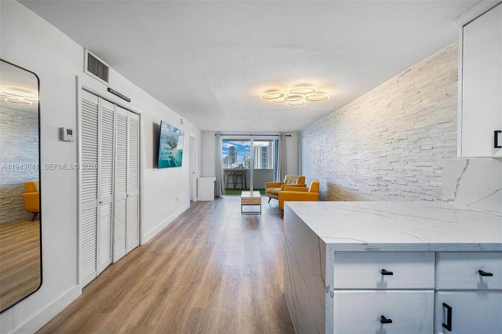 Small Image of 1331 LINCOLN RD #1403, Miami Beach Number 4