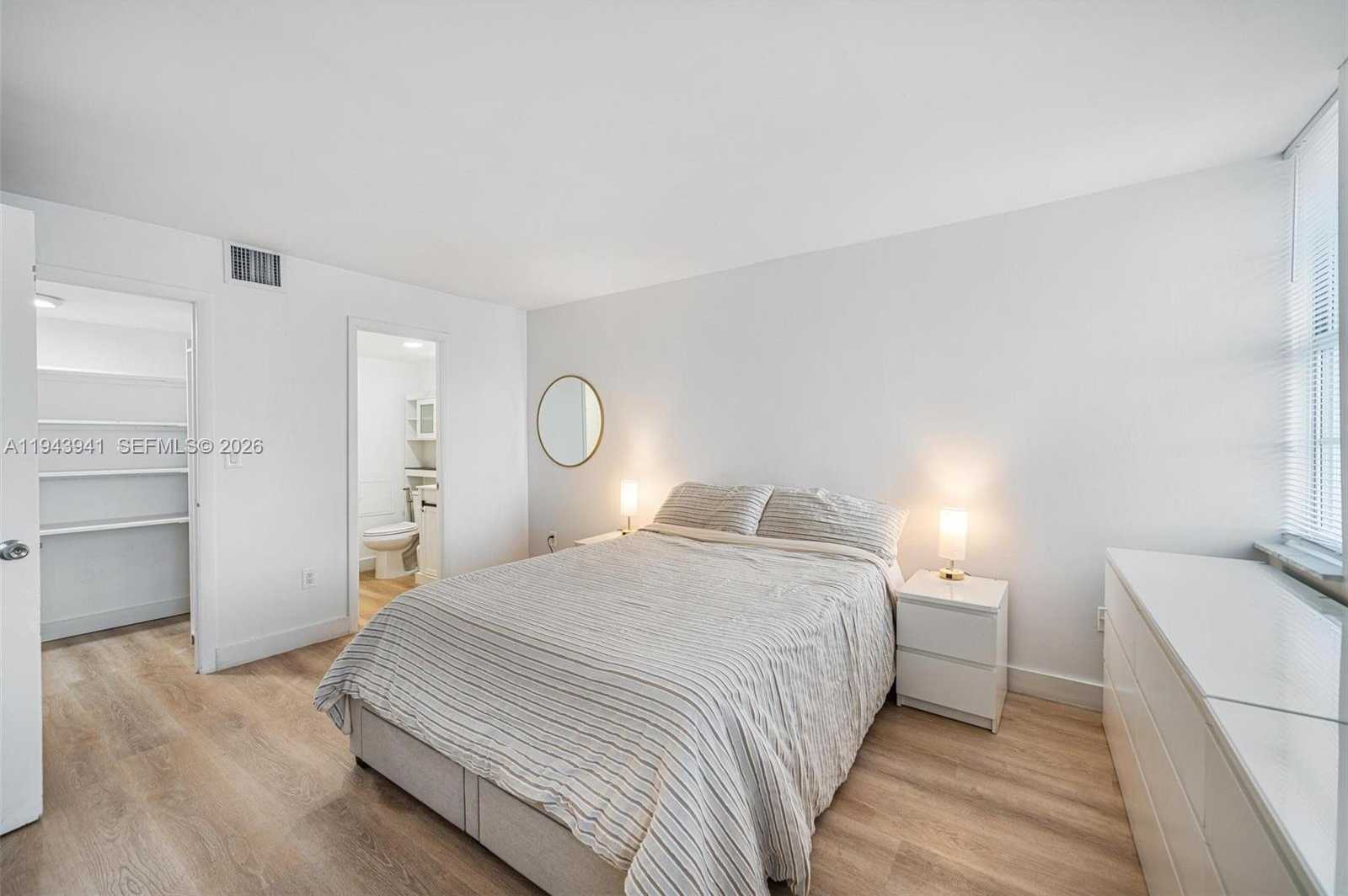 Small Image of 1331 LINCOLN RD #1403, Miami Beach Number 7