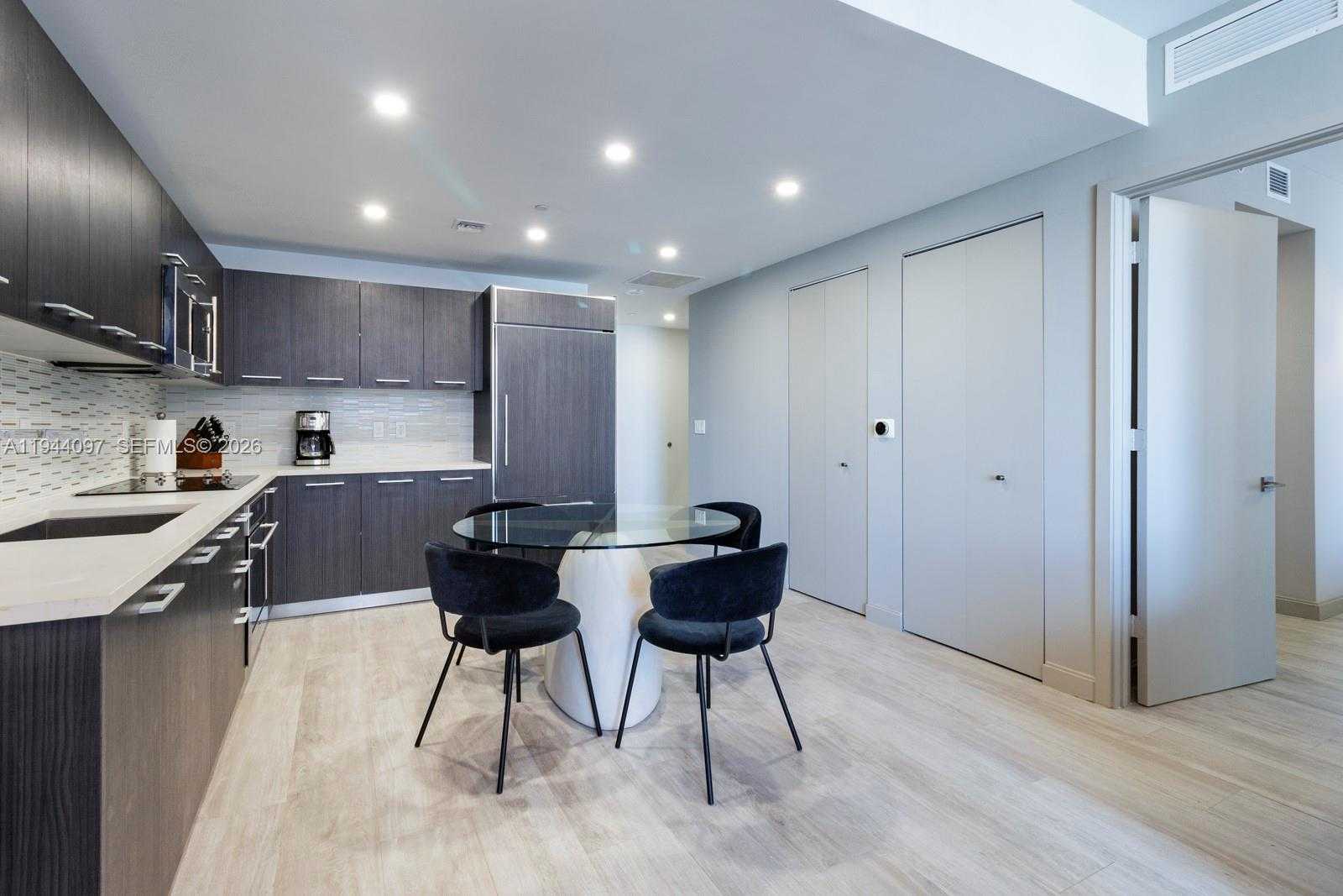 Small Image of 55 SOUTH WEST 9TH ST #3010, Miami Number 14