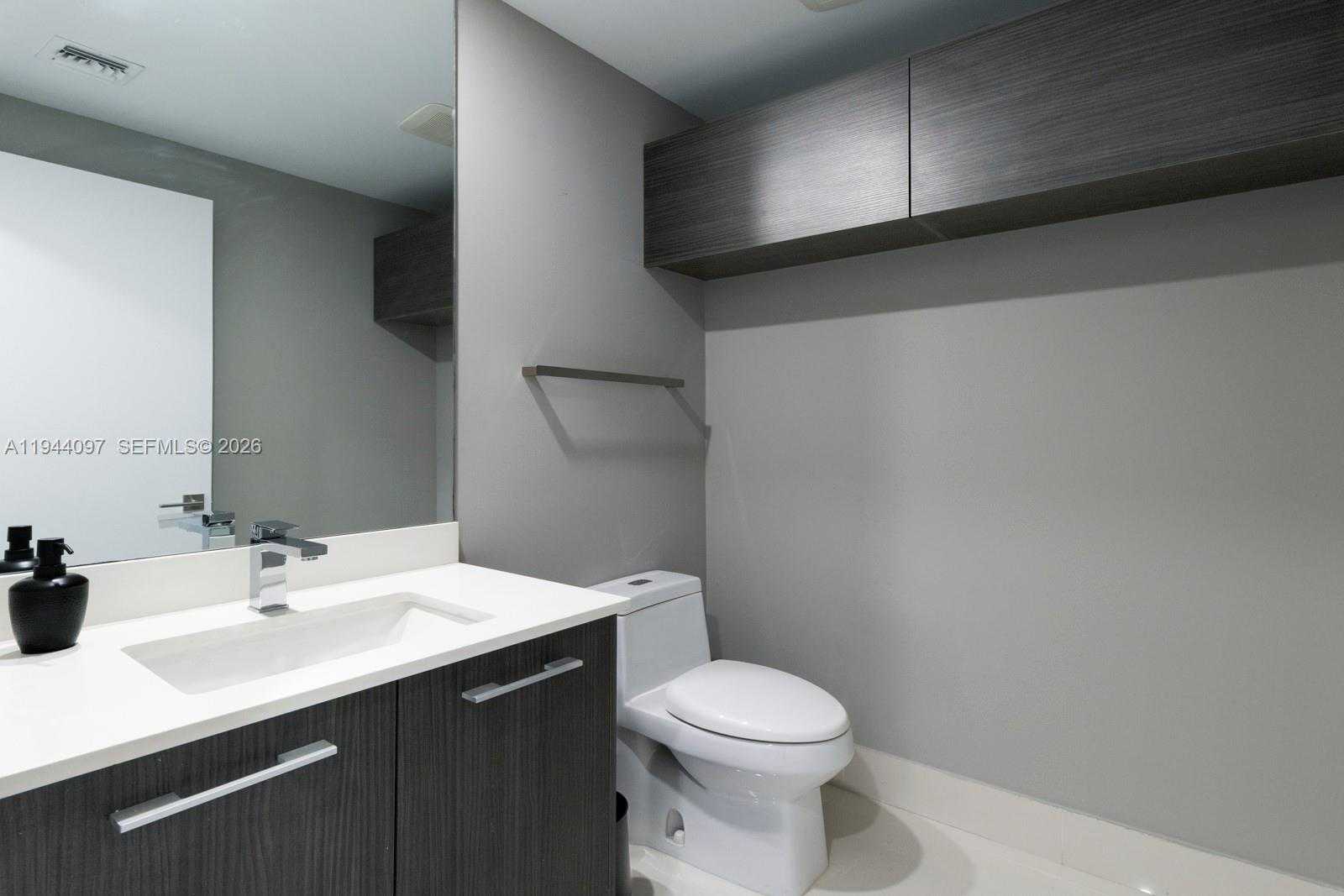 Small Image of 55 SOUTH WEST 9TH ST #3010, Miami Number 8