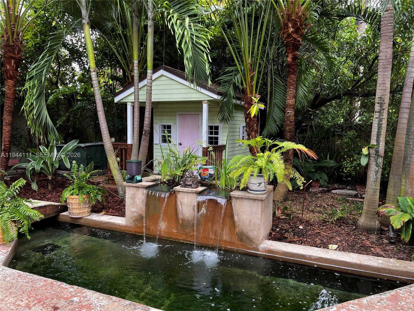 Small Image of 2301 SOUTH MIAMI AVE, Miami Number 44