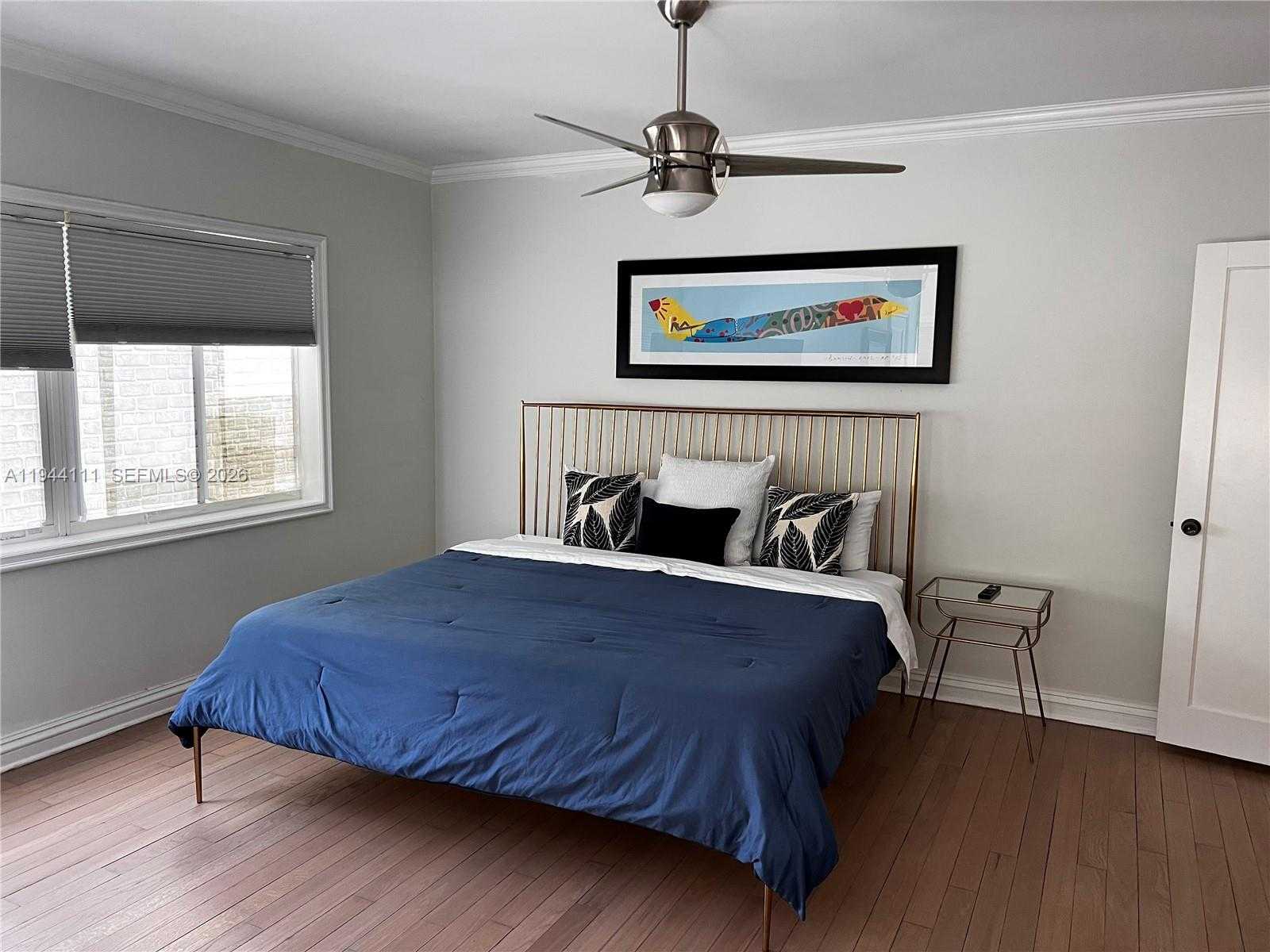 Small Image of 2301 SOUTH MIAMI AVE, Miami Number 54