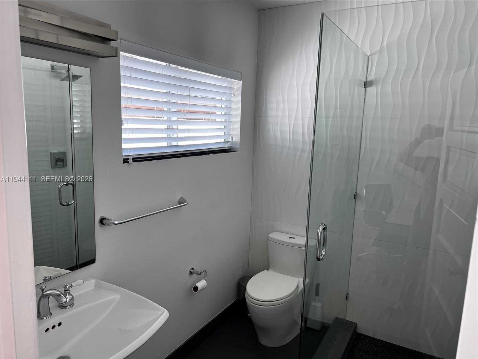 Small Image of 2301 SOUTH MIAMI AVE, Miami Number 58