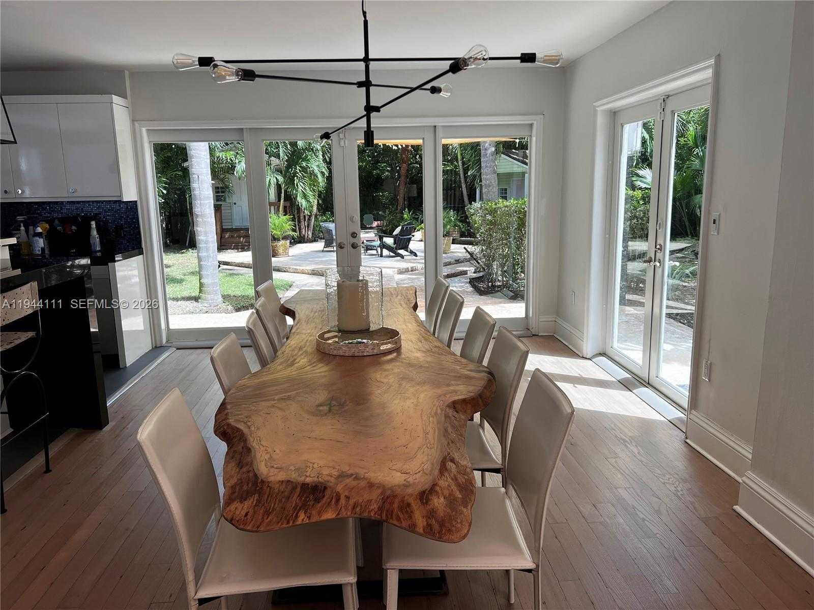 Small Image of 2301 SOUTH MIAMI AVE, Miami Number 60