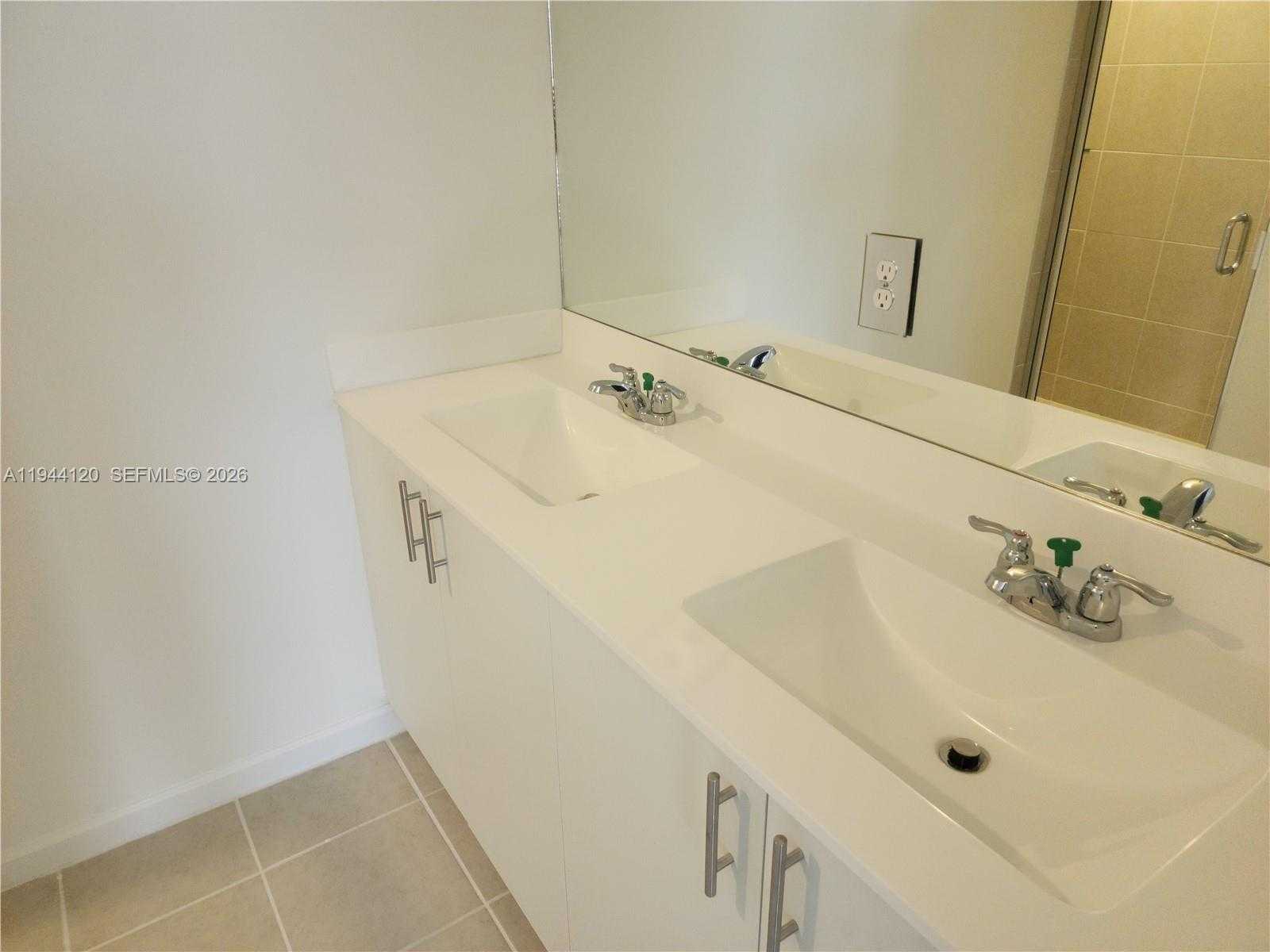 Small Image of 2750 SOUTH EAST 24TH TER #2750, Homestead Number 17