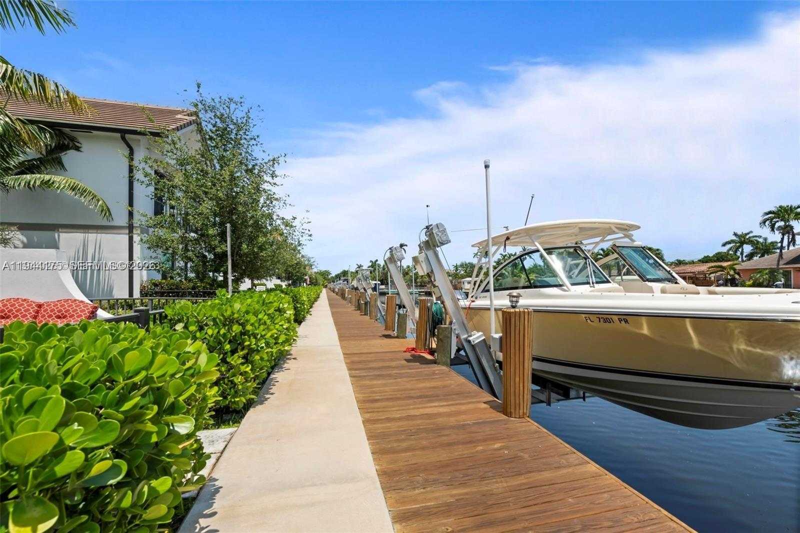 Small Image of 4518 EAST AQUA BELLA LN #4518, Dania Beach Number 12