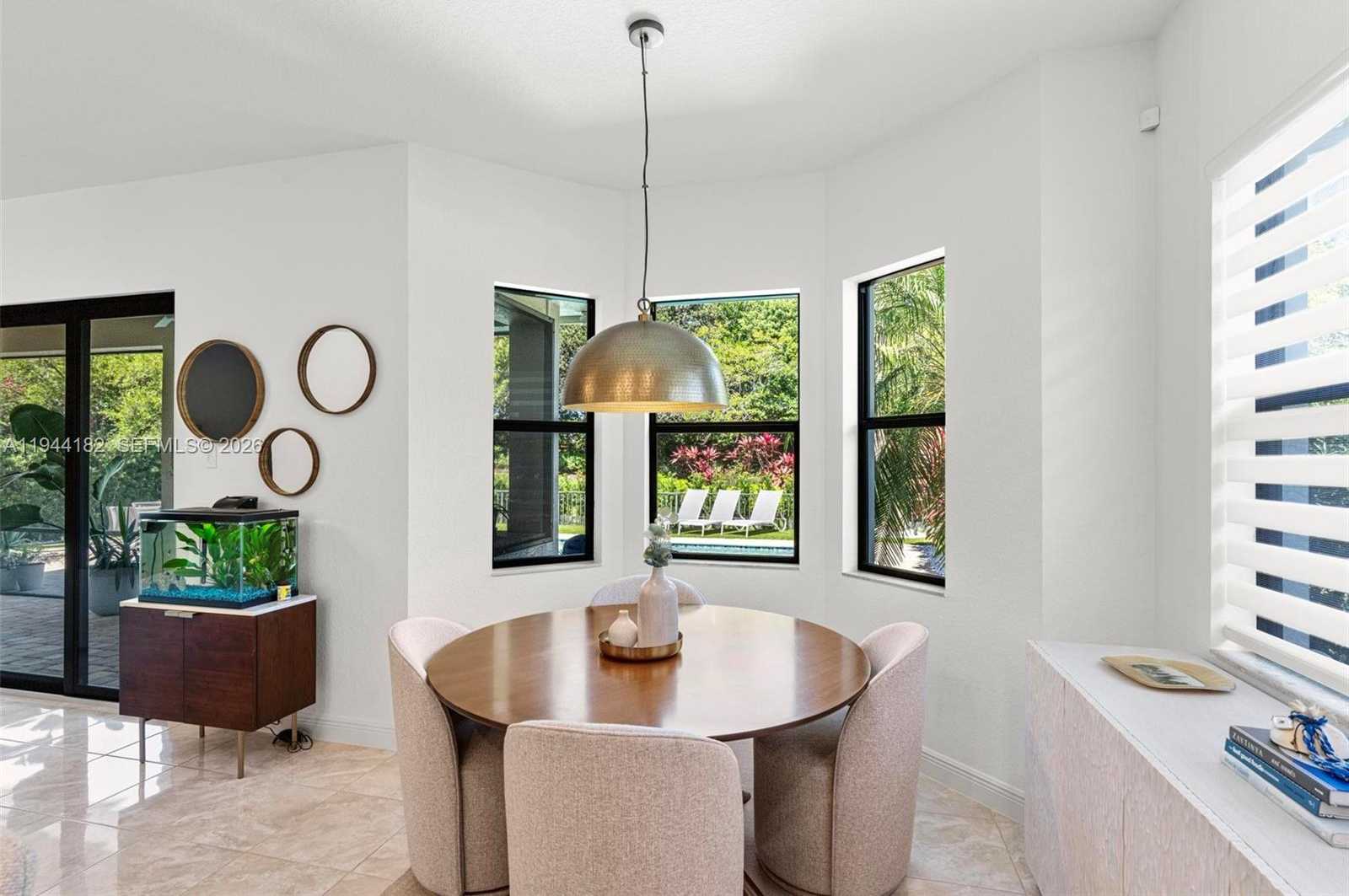 Small Image of 10185 CAMEILLA ST, Parkland Number 19