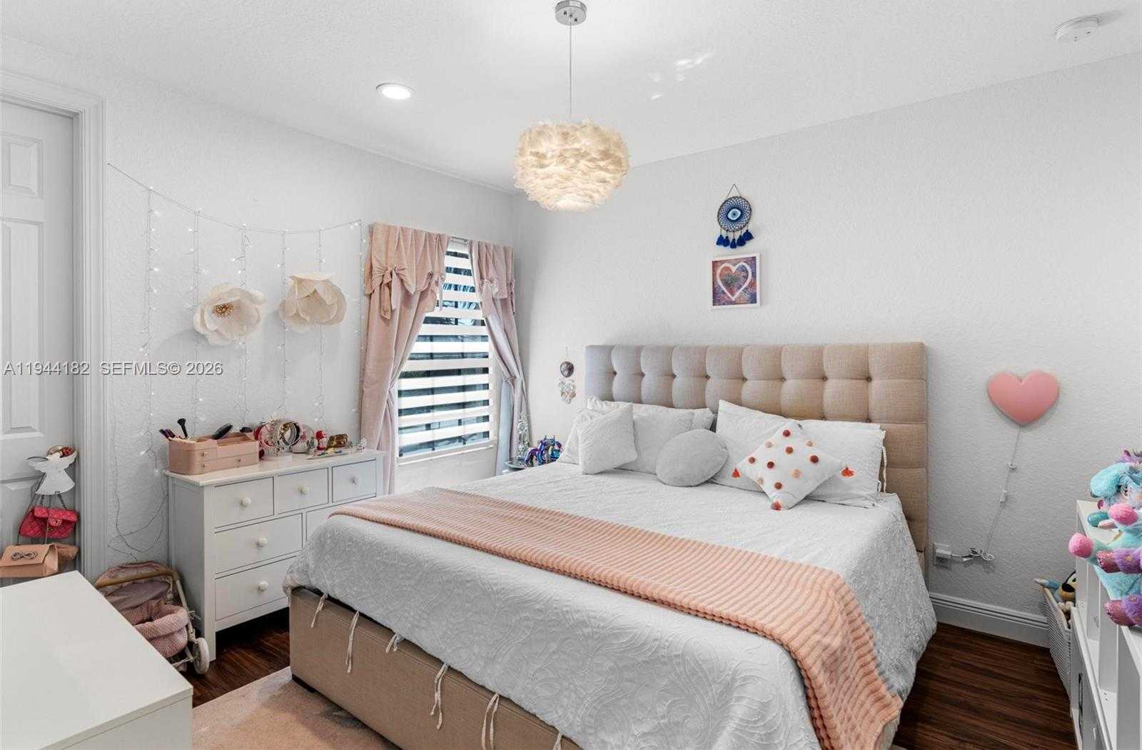 Small Image of 10185 CAMEILLA ST, Parkland Number 32