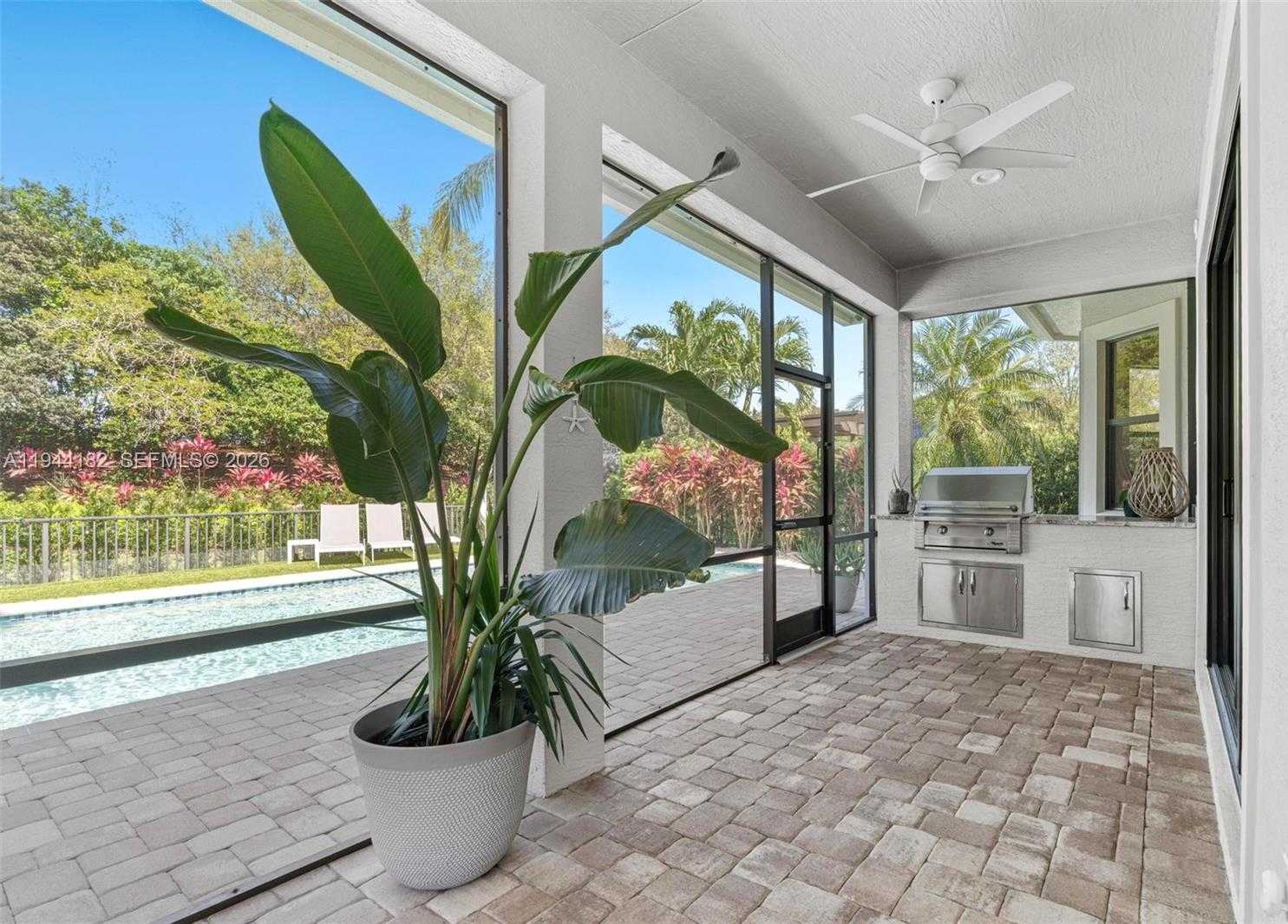 Small Image of 10185 CAMEILLA ST, Parkland Number 36