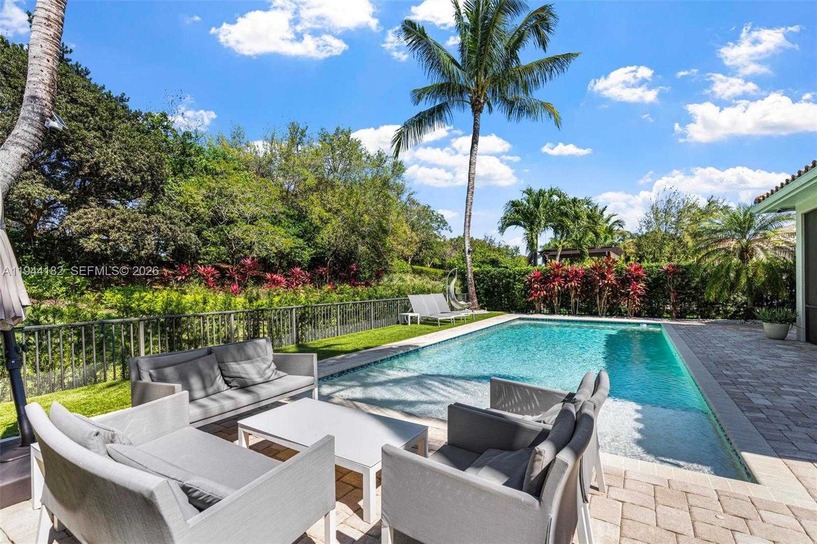 Small Image of 10185 CAMEILLA ST, Parkland Number 40