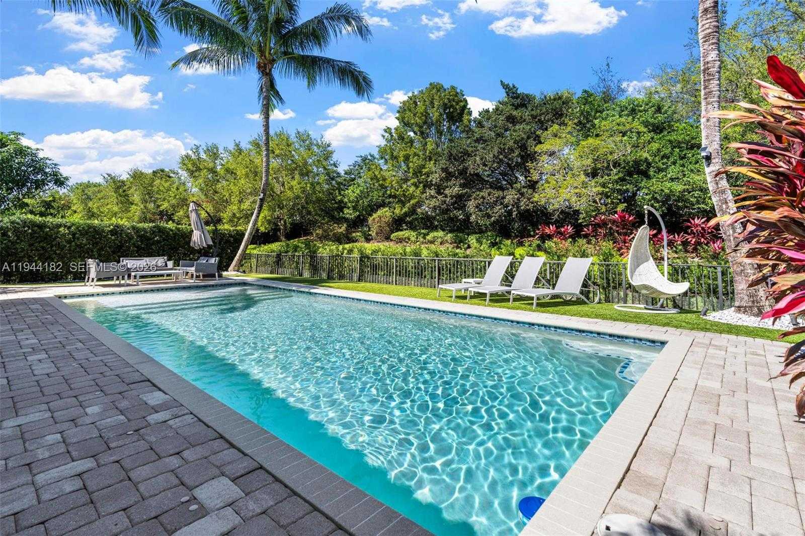 Small Image of 10185 CAMEILLA ST, Parkland Number 41