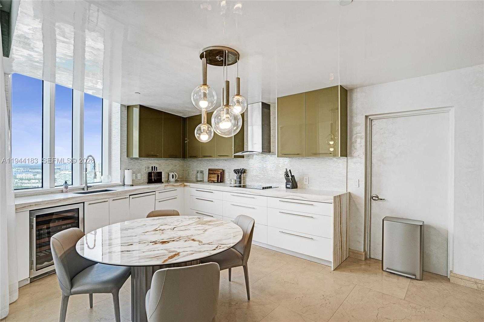 Small Image of 15901 COLLINS AVE #3006, Sunny Isles Beach Number 16