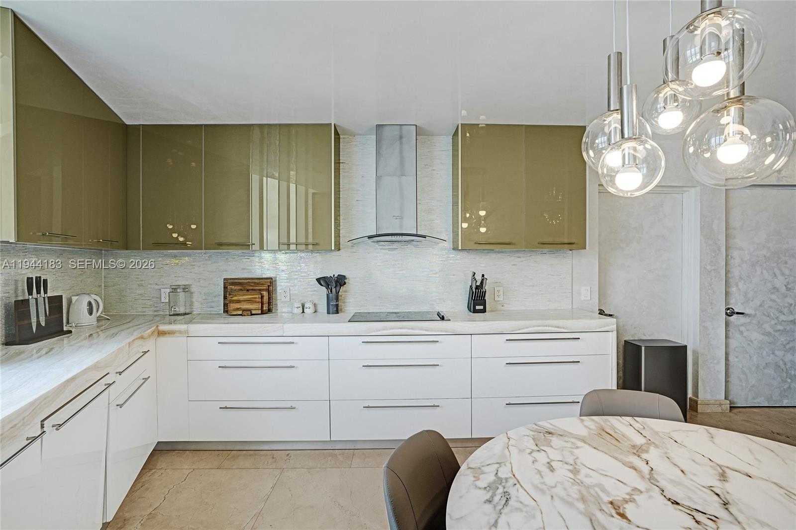 Small Image of 15901 COLLINS AVE #3006, Sunny Isles Beach Number 20