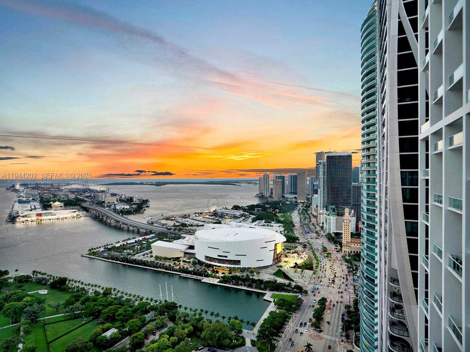 Small Image of 1100 BISCAYNE BLVD #4001, Miami Number 22