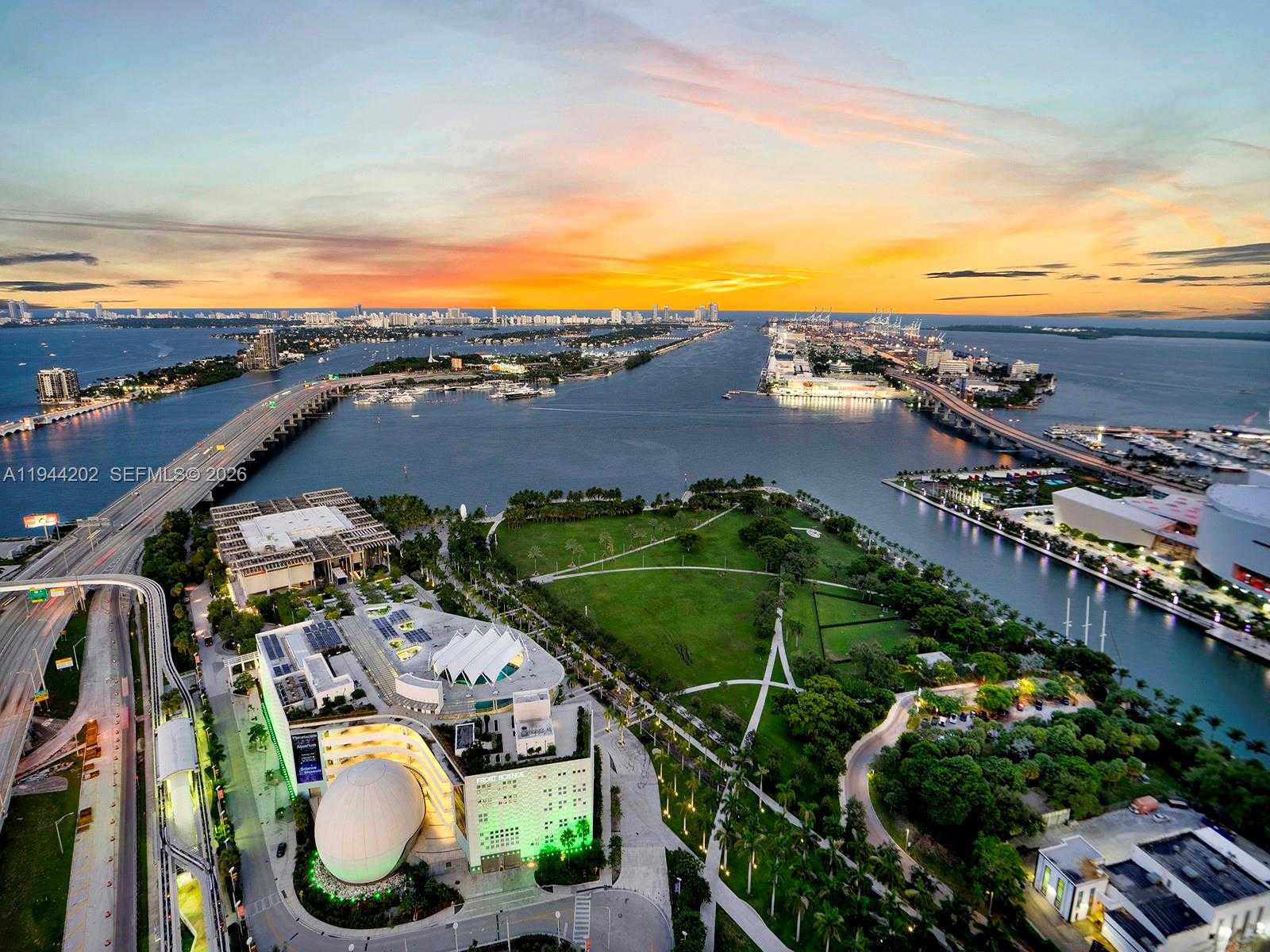 Small Image of 1100 BISCAYNE BLVD #4001, Miami Number 26