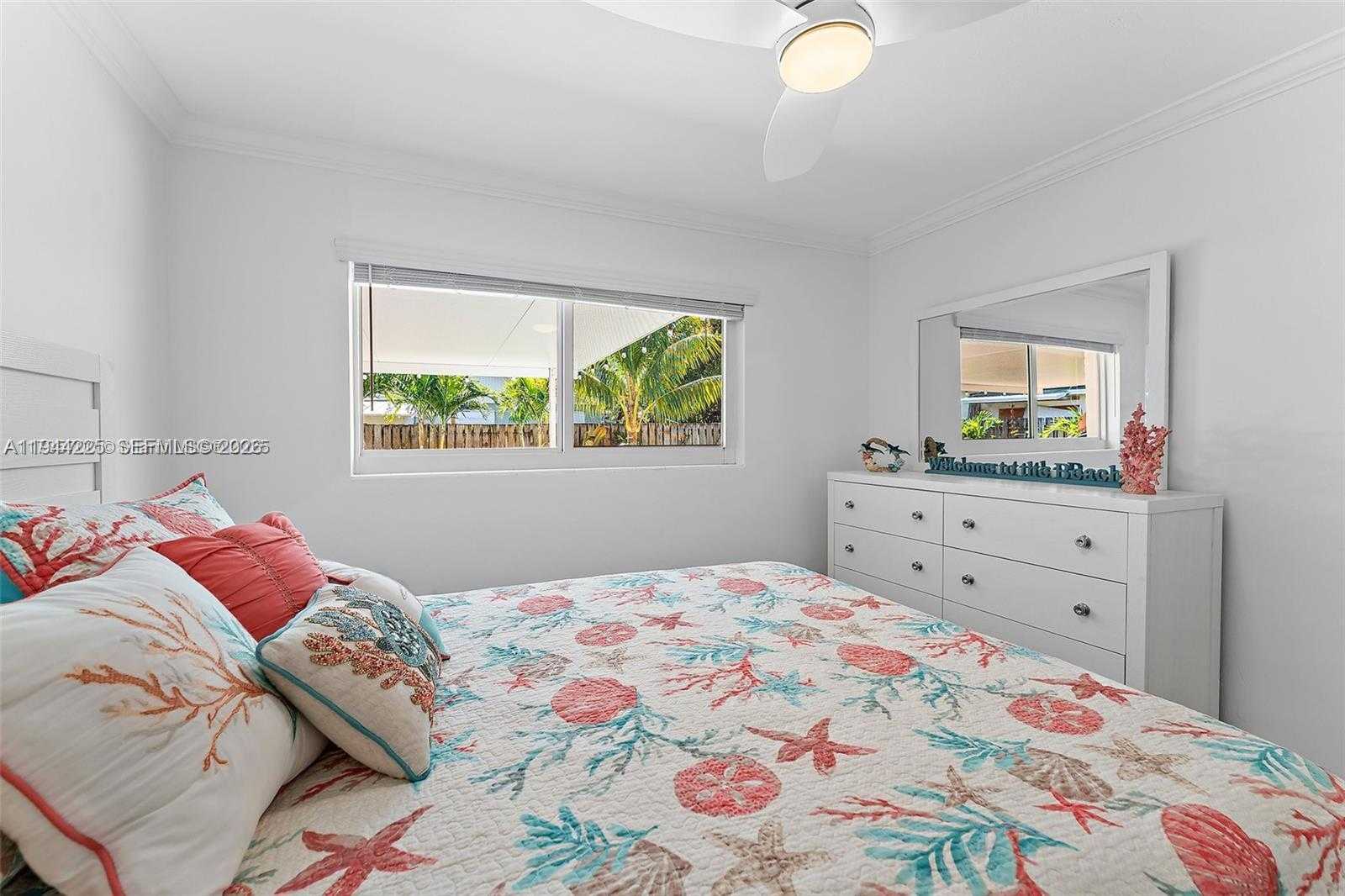 Small Image of 324 TEQUESTA, Tequesta Number 24