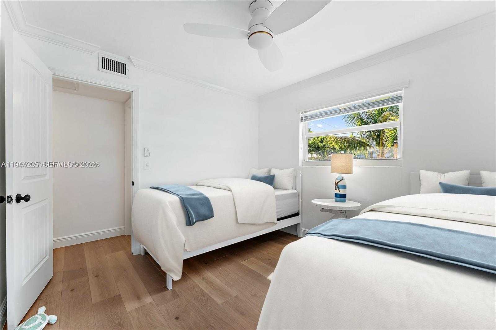 Small Image of 324 TEQUESTA, Tequesta Number 27