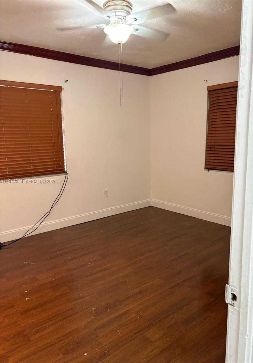 Small Image of 2830 NORTH WEST 66TH ST #2830, Miami Number 8