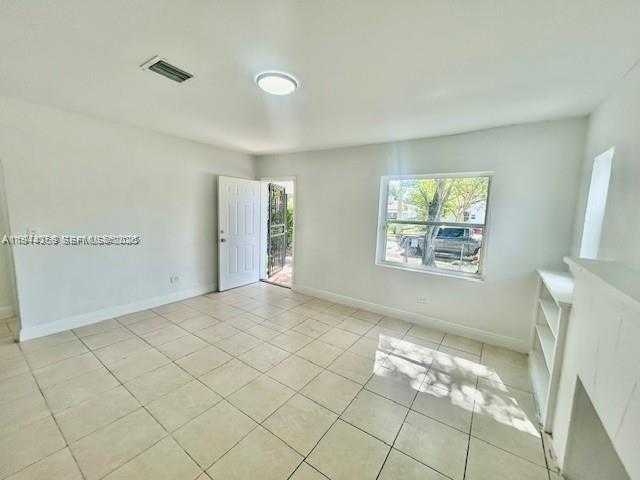 Small Image of Miami Number 2