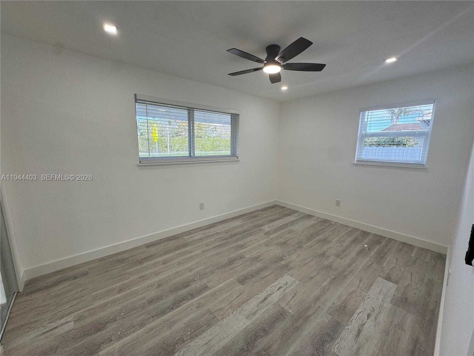 Small Image of 8600 TAFT ST #8600, Pembroke Pines Number 17